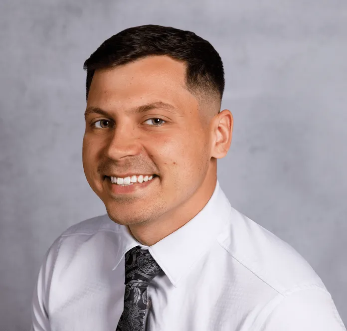 a head shot of Chris Lake