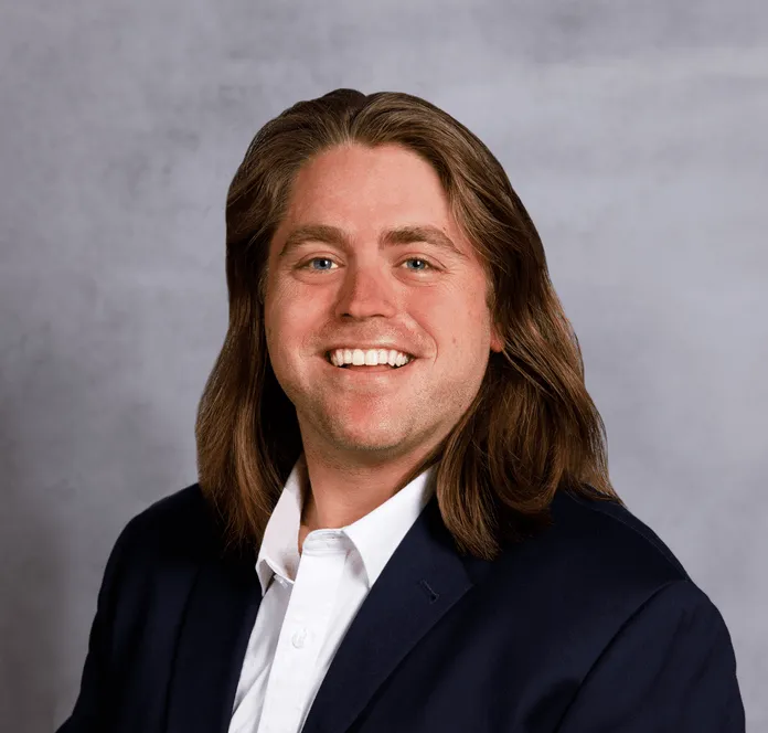 a head shot of Doug Weisman